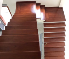Cầu thang gỗ công nghiệp